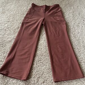 Old Navy Brown high rise flare-Leg  cropped flare leggings M